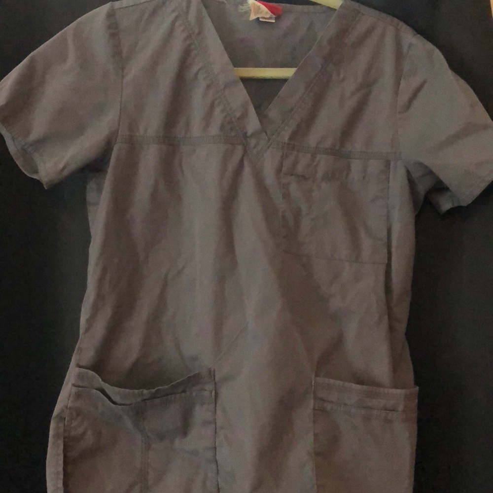 Small dickies scrub top